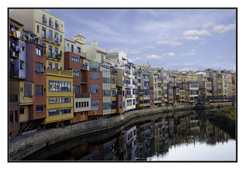 https://easy-exposure.com/wp-content/uploads/2012/10/u57dk-Girona-Riverfront.jpg