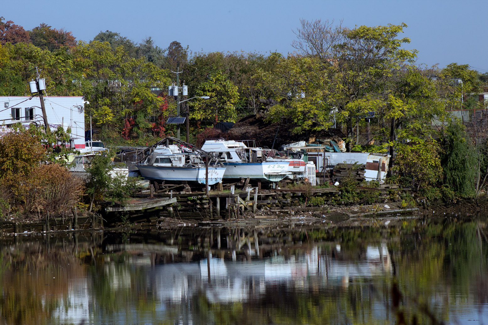 https://easy-exposure.com/wp-content/uploads/2012/10/xuwfm-boathouse.jpg